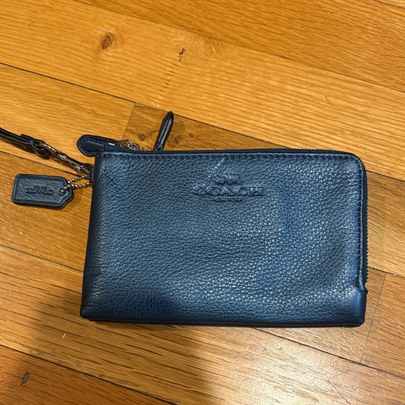 Coach Handbags - Coach 2000s Blue Metallic Double Pocket Wristlet